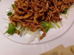-闫府私房菜(经四路万达店)