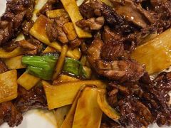 -老牌坊鲁菜名店(美莲广场店)