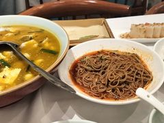 -江城小馆陕南妈妈菜·全球旅行餐厅(钟楼店)