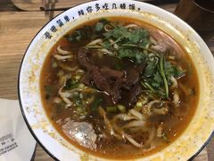 经典牛肉面-每碗面馆(新鸿安大厦店)