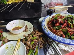 -胡记烧烤(黄山新村总店)