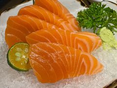 三文鱼刺身-初居食屋日式料理(万象城购物中心店)