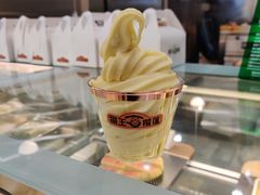 -猫王榴莲世家(三里屯SOHO商场店)