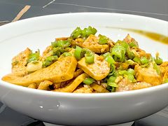 -鱼头泡饭·湖北菜·非物质文化遗产(岳家嘴总店)