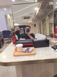 -PE SALON