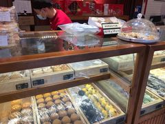 面包甜点陈列柜-稻香村(文殊院旗舰店)