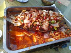 -丹水桥地锅鱼·翘嘴鲌·地方特色全鱼宴(丹江口大坝店)
