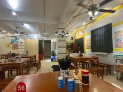 大堂-三两春肚肺汤(崂山路店)