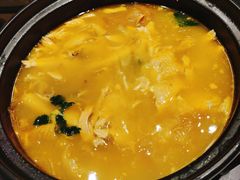 花胶老母鸡汤-上海人家花樣年华(中山公园店)