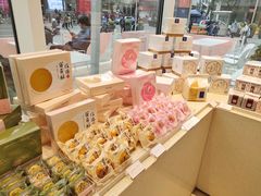 零售区-好利来(七宝领展广场店)