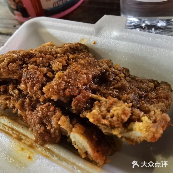 老牌眼镜(油炸麻辣烫店)