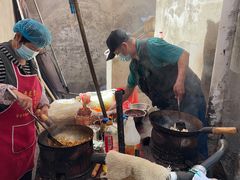 -老婆婆炒饭(小白楼1902欧式风情街店)