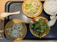 -荟选餐饮徐家汇社区食堂(徐虹北路店)