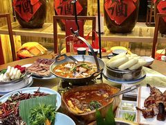 -老滇山寨•云南特色菜•地方菜•民族风情歌舞表演(金碧店)