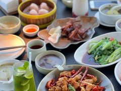 蝴蝶里招牌乳鸽-蝴蝶里·粤菜·点心(龙湖天街&滨江店)