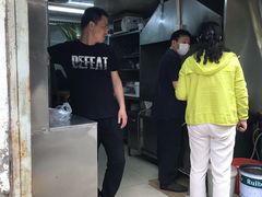 -何记酿皮店(西流湾店)
