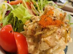 牛油果三文鱼沙拉-白石的深夜食堂(大上海店)