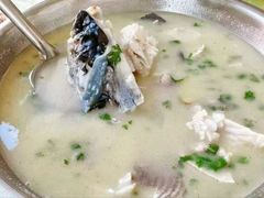 -雪湖煜辰鱼头老店(雪野湖店)