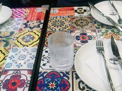 -LESCEDARS Brasserie Bistro香柏树