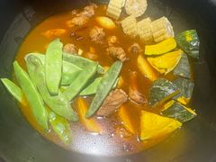 -鱼窝棚柴火铁锅炖(富山屯店)