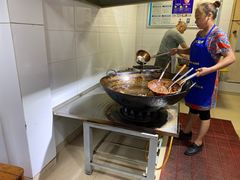 -邓记新一代糖油果子(四川煤管局供销公司职工宿舍店)
