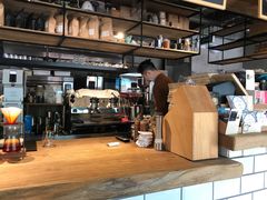 -Common Table · Brunch & Coffee