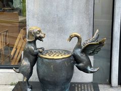 -缸鸭狗(天一广场店)