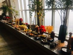自助取餐区-上海柏悦酒店·世纪100牛排馆