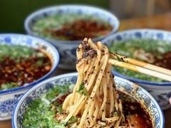 -伊穆祥牛肉面总店·清真