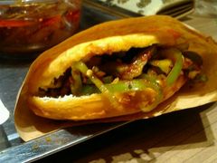 肉夹馍-姐弟俩土豆粉(西安小寨店)