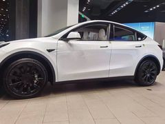 -TESLA 特斯拉(上海太古汇体验店)