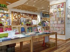 -猫的天空之城概念书店(印象城购物中心店)