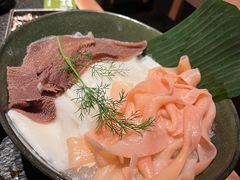 -三出山火锅(南京万象天地店)
