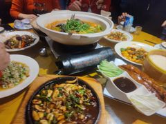 -明丰小渔馆(明月路店)