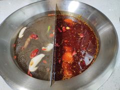 -牛华八婆麻辣烫(龙湖U城店)