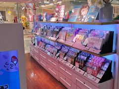 -4iNLOOK美瞳店(中山公园龙之梦店)