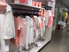 -唯品会(北京国瑞城店)