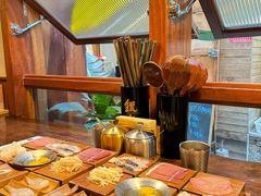 -银米·云南传统过桥米线(双廊黑金冠店)
