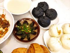 -李与白包子铺(桐梓林店)
