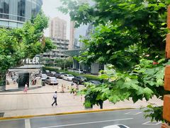 -功德林(南京西路店)