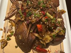 -魏铭鱼头捞饭(晋阳路店)