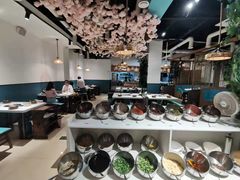 -贵府酸汤牛肉火锅·贵州老字号(飞山街店)