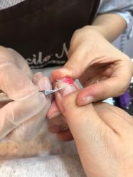 -美斯洛美甲美睫连锁店