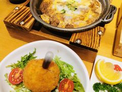 酥炸猪肉裹温泉蛋-胜博殿日式炸猪排(西红门店)