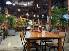 -Naughty Nuri’s Phuket