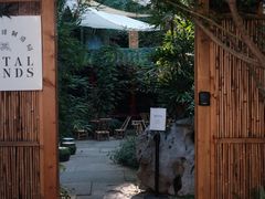 -Metal hands·铁手咖啡