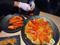 蒜香罗氏虾-红盔甲·小龙虾(定西路店)