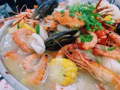 招牌海鲜骨煲-凤城康记饭店