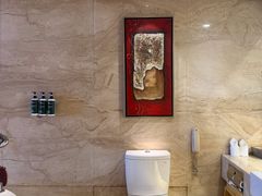 -永恒朗悦酒店(南宁动物园广西大学地铁站店)