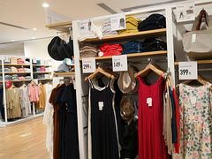 -优衣库(上海虹口龙之梦店)